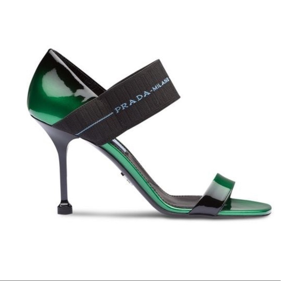 Prada heels - Picture 3 of 8